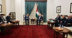 الرئيس محمود عباس يستقبل السفير الصيني تسنغ جيشين في رام الله