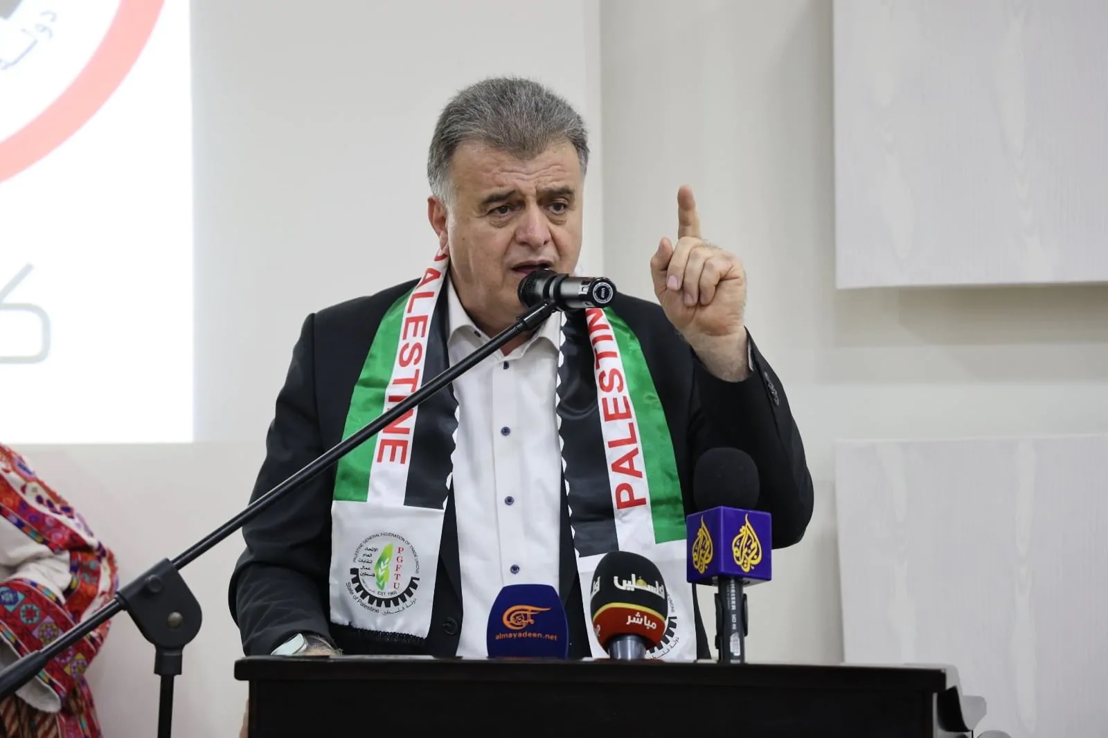 شاهر سعد في يوم العمال العالمي : 507 آلاف عاطل عن العمل في فلسطين