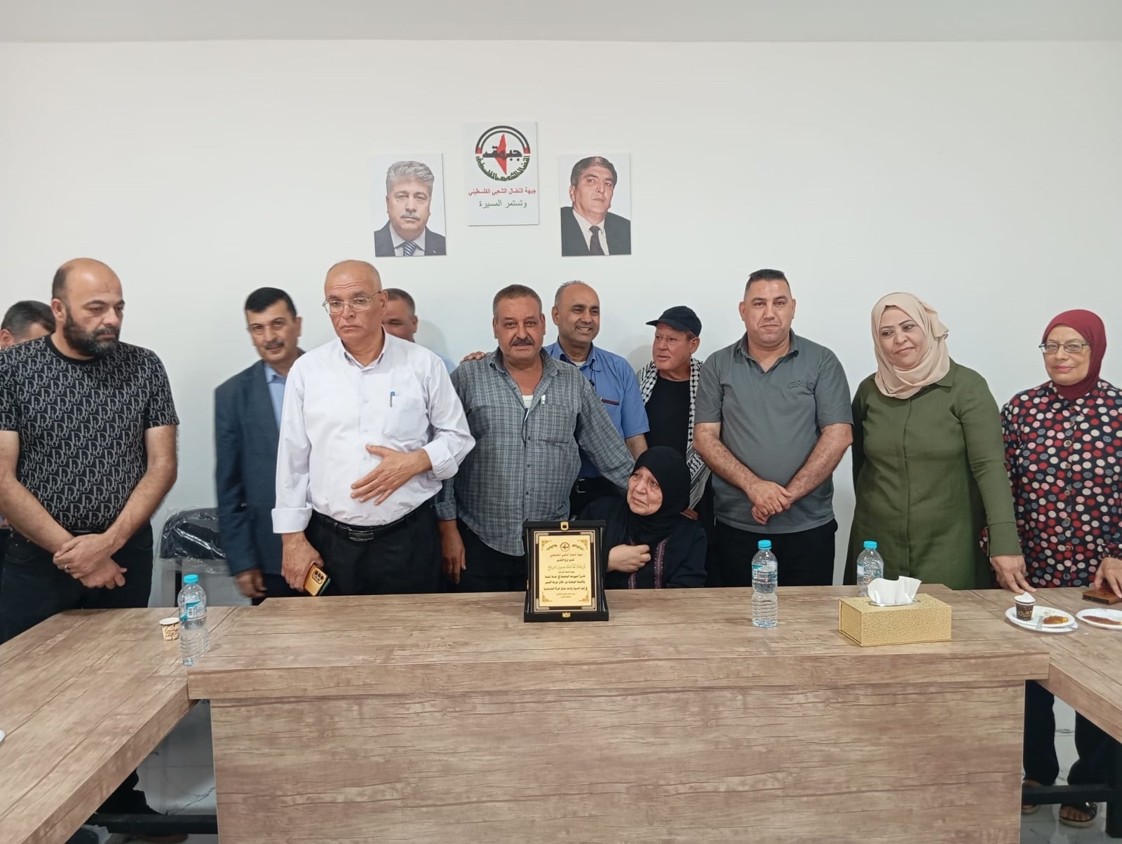 جبهة النضال الشعبي في طولكرم تكرم المناضلة ميسون شريتح