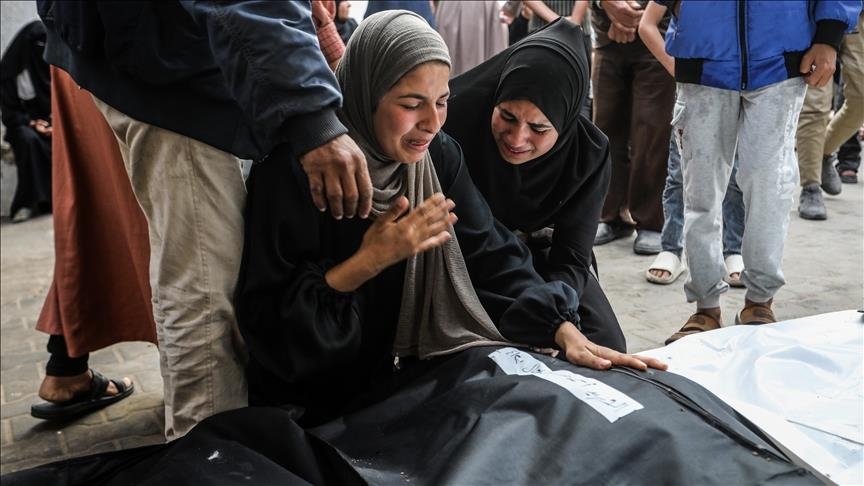 مجازر مستمرة.. 6 شهداء وإصابات بقصف شارع الجلاء شمال غزة