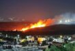 مستوطنون يشعلون النار في أراضٍ زراعية بالمغير قرب رام الله