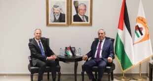 حسين الشيخ يستقبل ممثل كندا لدى فلسطين ويبحث معه آخر التطورات بالمنطقة