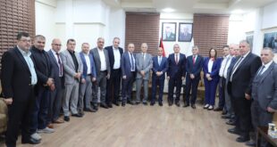 غرفة تجارة وصناعة حافظة الخليل تستقبل وزير النقل والمواصلات
