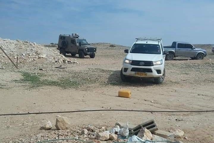 الاحتلال يسلم 8 إخطارات بوقف العمل والبناء في بروقين