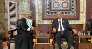 حسين الشيخ يطلع وزير خارجية سلطنة عُمان على آخر التطورات في فلسطين