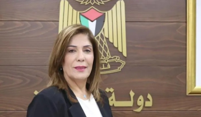 وزيرة شؤون المرأة منى الخليلي