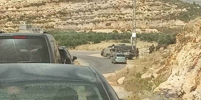 الاحتلال يغلق المدخل الغربي للمغير شمال رام الله بالاتجاهين