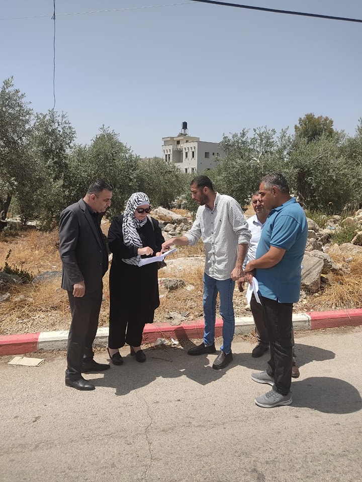 سلطة الأراضي تبحث تخصيص قطعة أرض لجهاز الشرطة في طولكرم