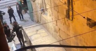 إصابة شاب بعد طعن ضابط إسرائيلي في القدس