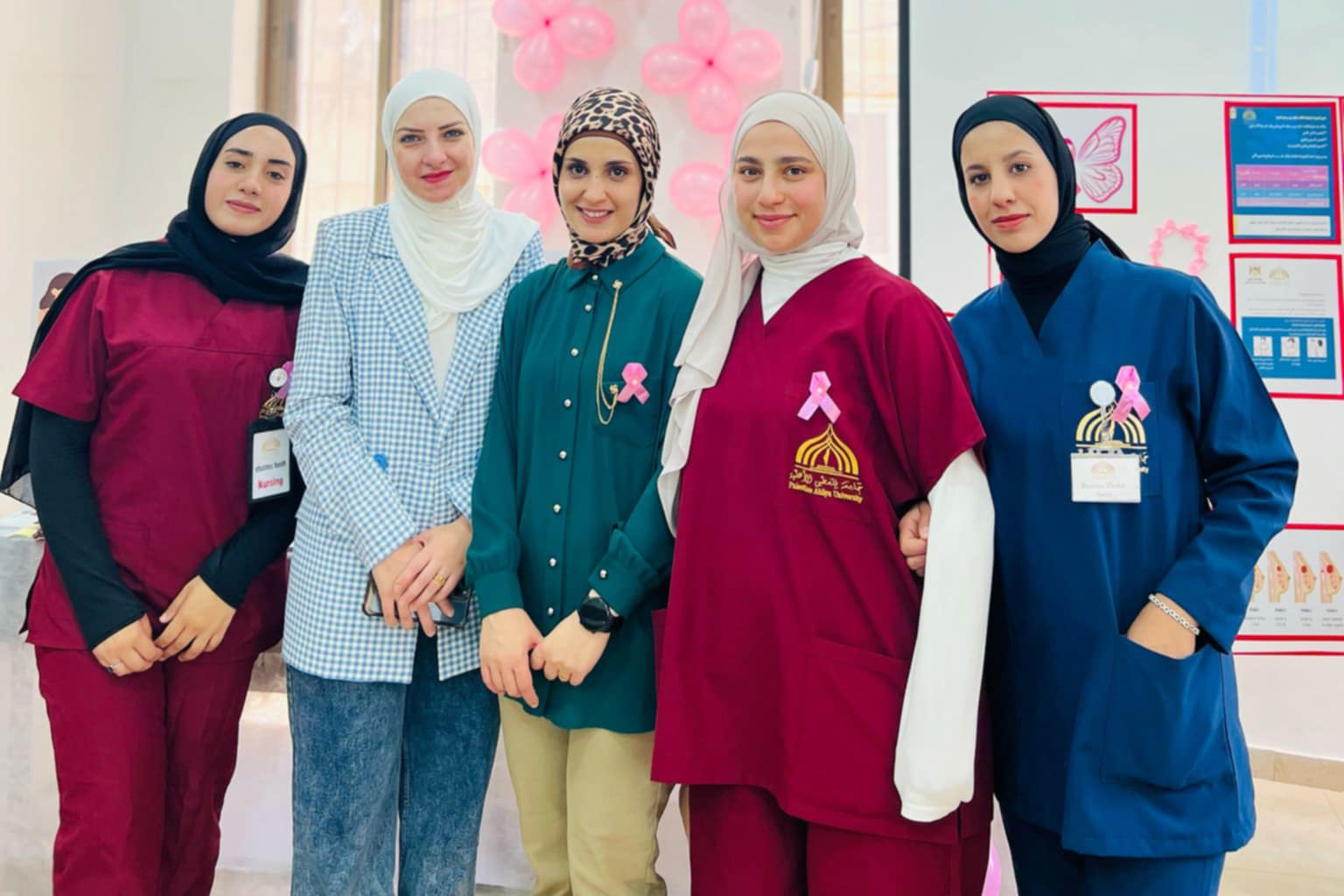 جامعة فلسطين الأهلية تنظم يومًا طبيًا مجانيًا في مخيم عايدة