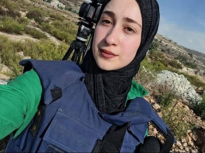 الاحتلال يمدد اعتقال الصحفية حنين قواريق حتى يوم الخميس المقبل