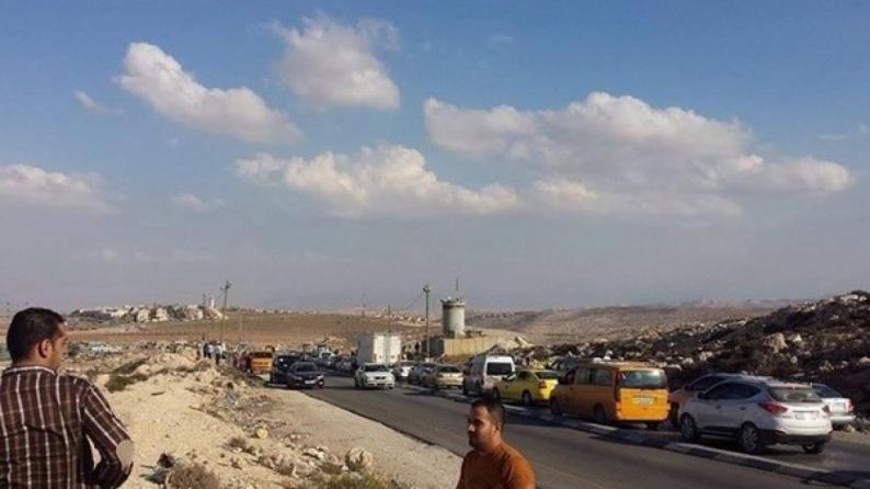 الاحتلال يغلق حاجز جبع لليوم الثاني ويحرر مخالفات بمحيط بلدة الرّام