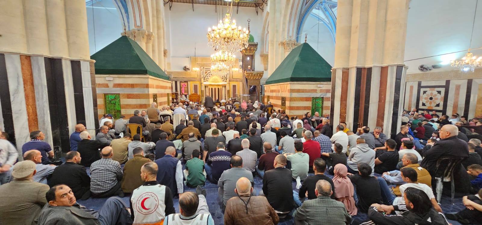 محافظ الخليل ووزير الأوقاف : الحرم الإبراهيمي سيبقى إسلاميا رغم اعتداءات الاحتلال ومستوطنيه