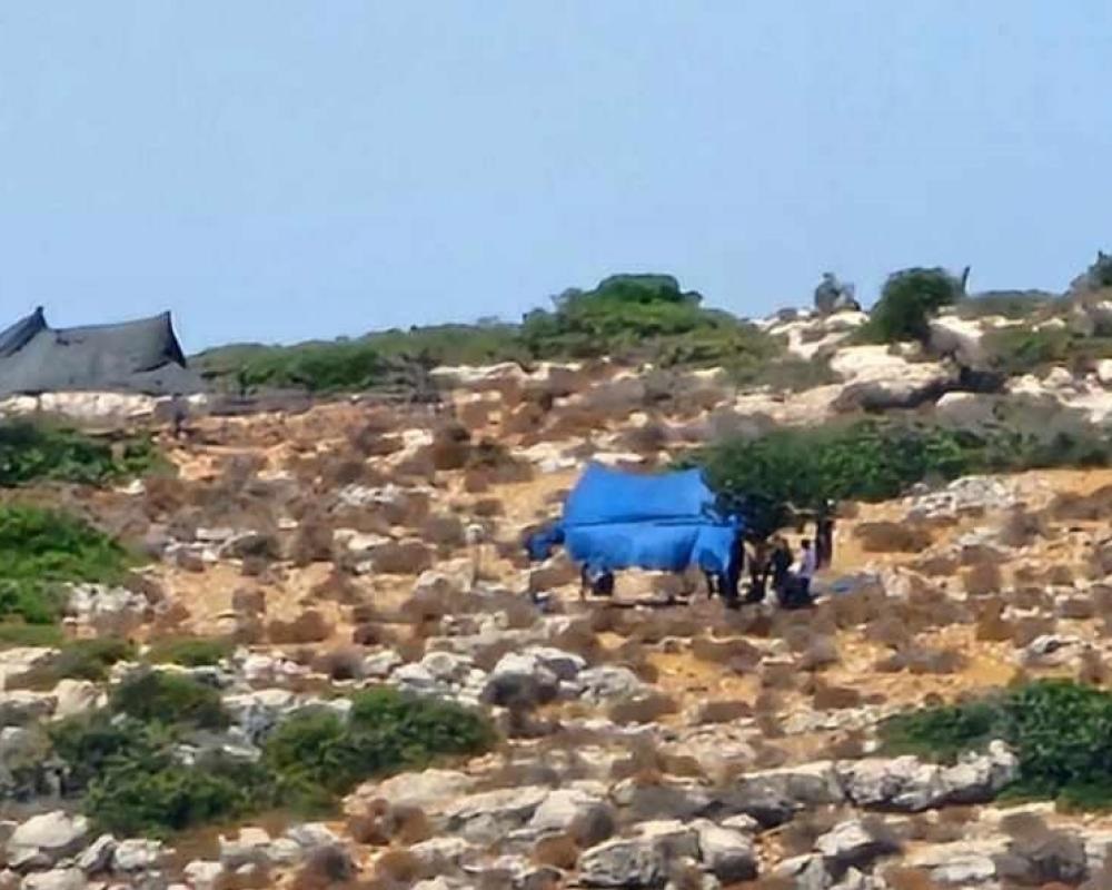 مستوطنون ينصبون خيمة على أراضي أوصرين جنوب نابلس