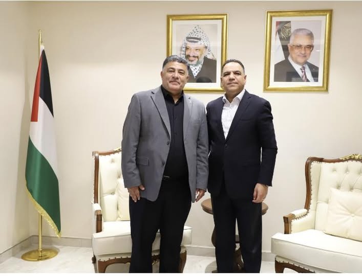 محافظ نابلس غسان دغلس يزور قائد جهاز الاستخبارات العسكرية اللواء نضال شاهين