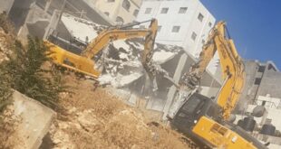 الاحتلال يشرع بهدم منشأة في مخيم شعفاط