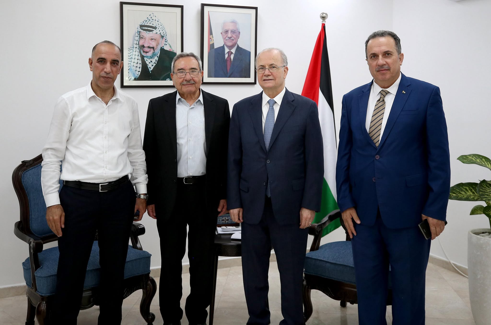 رمزي رباح يلتقي رئيس الوزراء الفلسطيني لبحث التصعيد الاستيطاني في الضفة
