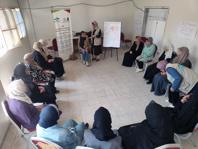 الجمعية الوطنية للتأهيل تواصل جلسات الدعم النفسي للسيدات في غزة من خلال برامج علاجيه جديده