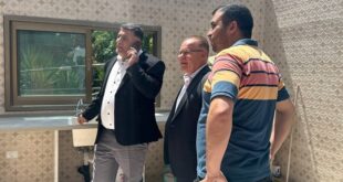 محافظ نابلس يُسلّم منزلين أعيد تأهليهما عقب إحراق الاحتلال لهما