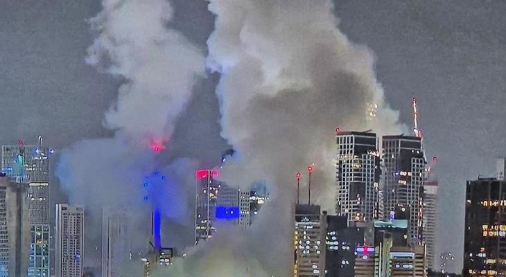 إيران تقصف إسرائيل بمئات الصواريخ البالستية