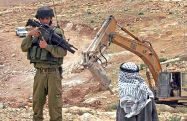 الاحتلال يستولي على أراضي في بلدة حزما شمال شرق القدس المحتلة