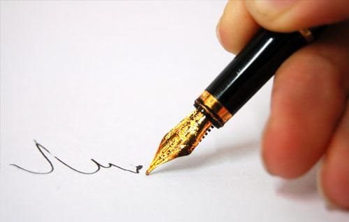 عندما تنقلب التعريفات الجمركية عليها ، كيف تضر زيادة الرسوم الأمريكية بالاقتصاد المحلي ، بقلم: مى شينغ
