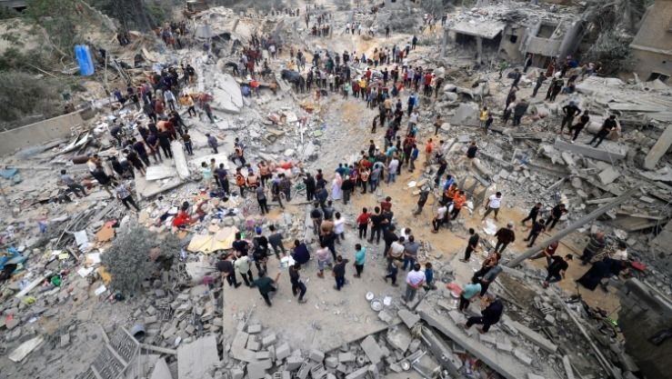 شهداء ومصابون في قصف الاحتلال أنحاء متفرقة في قطاع غزة