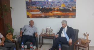 وفد من الجبهة العربية الفلسطينية يهنئ "النضال الشعبي" في الذكرى الـ59 لانطلاقتها ويؤكد: وحدة الصف الوطني ضرورة لمواجهة حرب الإبادة