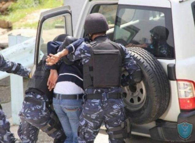 الشرطة تقبض على مطلوب للقضاء بمبالغ مالية تجاوزت 2 مليون شيقل
