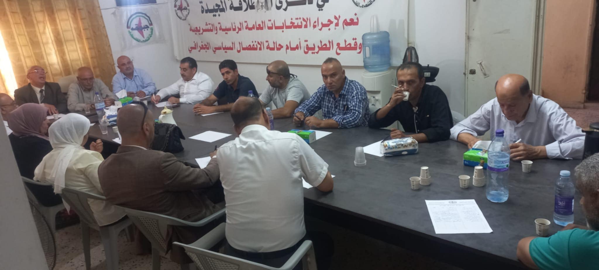 ووقفة دعم لأهلنا بغزة ضد الإبادة والتجويع ، النضال الشعبي تنظم ندوة بعنوان "الوضع السياسي الفلسطيني واقع وتحديات في جنين