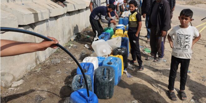 الأونروا: خطر صحي يهدد غزة بسبب انعدام المياه النظيفة والحرّ