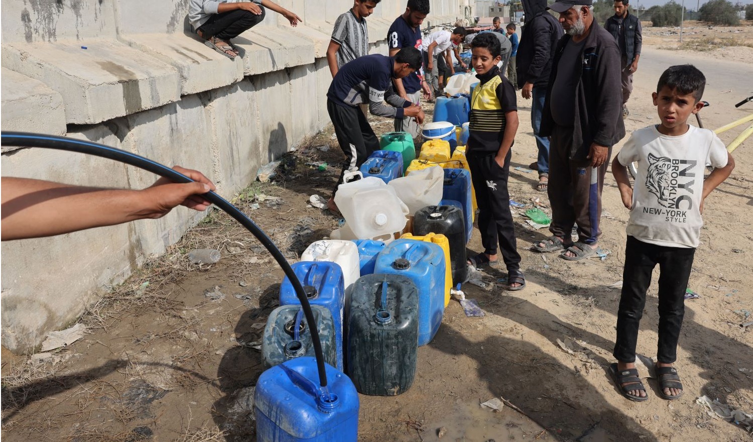 الأونروا: خطر صحي يهدد غزة بسبب انعدام المياه النظيفة والحرّ
