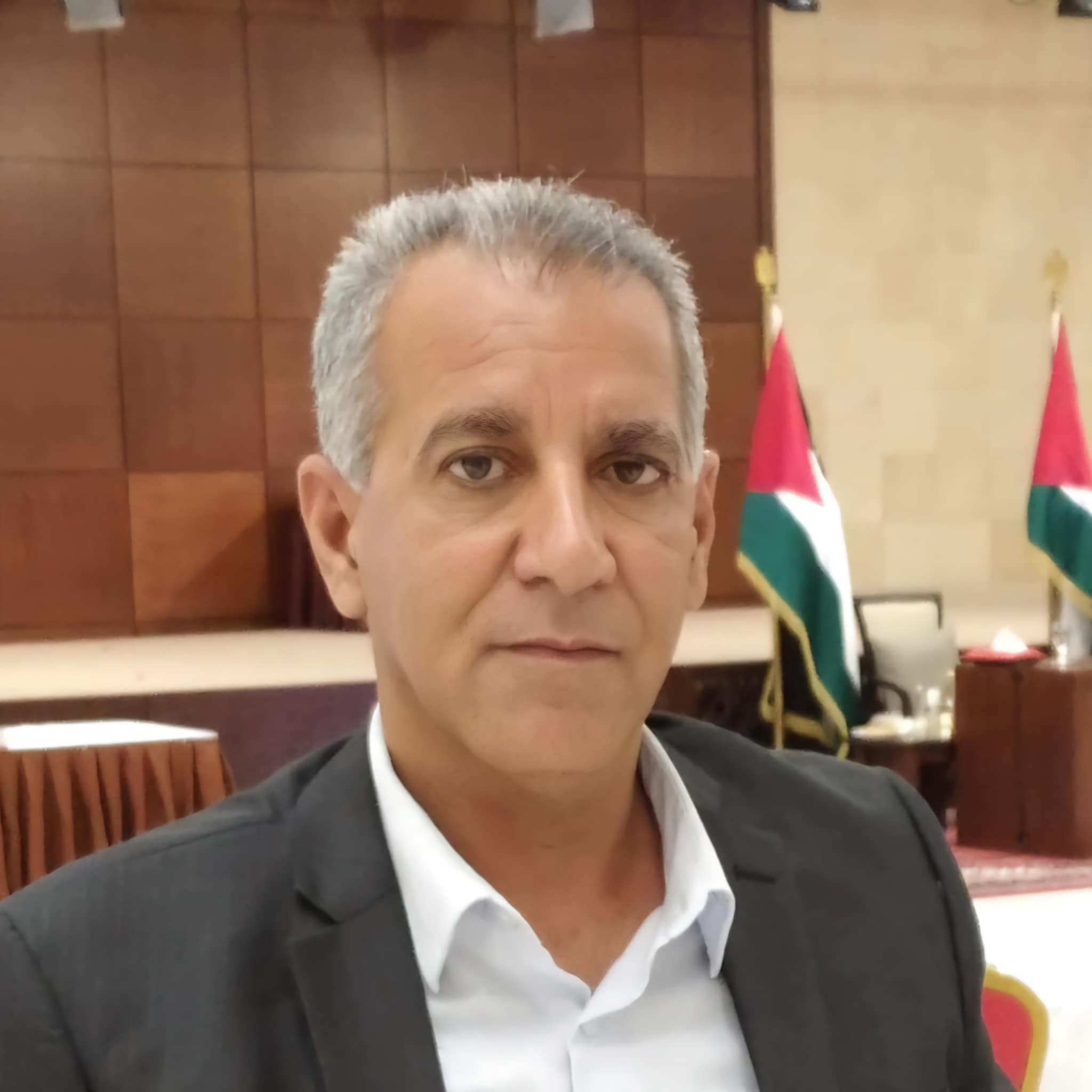نصف مليون عامل فلسطيني في مهب العاصفة بعد 7 أكتوبر ، الجوع كأداة احتلالية وسياسات وطنية غائبة ، بقلم : محمد التاج