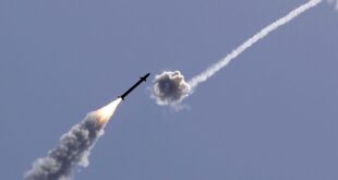 إطلاق رشقة صاروخية من قطاع غزة بإتجاه بلدات إسرائيلية محاذية للقطاع