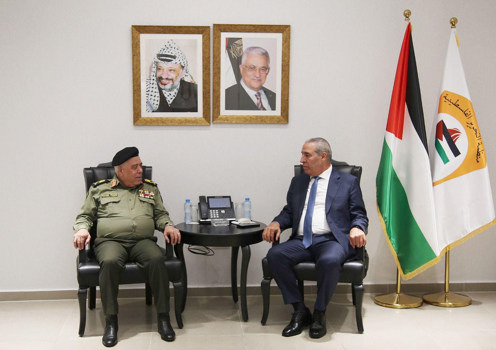 حسين الشيخ يؤكد أهمية التوجيه السياسي في تعزيز دور المؤسسة الأمنية الفلسطينية