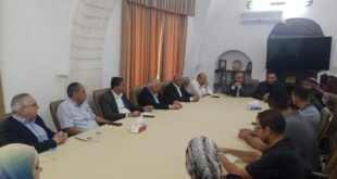 اجتماع بين ملتقى رجال الأعمال ولجنة إعمار الخليل بحضور نائب المحافظ لدعم مشاريع حيوية في البلدة القديمة