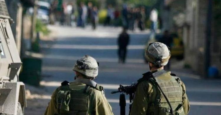 الاحتلال يمهل 22 عائلة بإخلاء منازلها للسيطرة على أراضيهم في صور باهر جنوب القدس 
