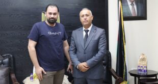 محافظ جنين كمال أبو الرب يلتقي نائب رئيس نقابة أصحاب محطات الوقود في الضفة الغربية حسني أبو الحسن