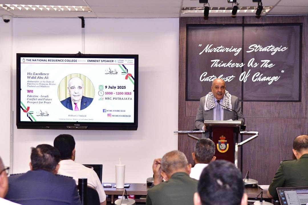سفير فلسطين لدى ماليزيا وليد أبو علي يُحاضر حول جذور الصراع وآفاق السلام
