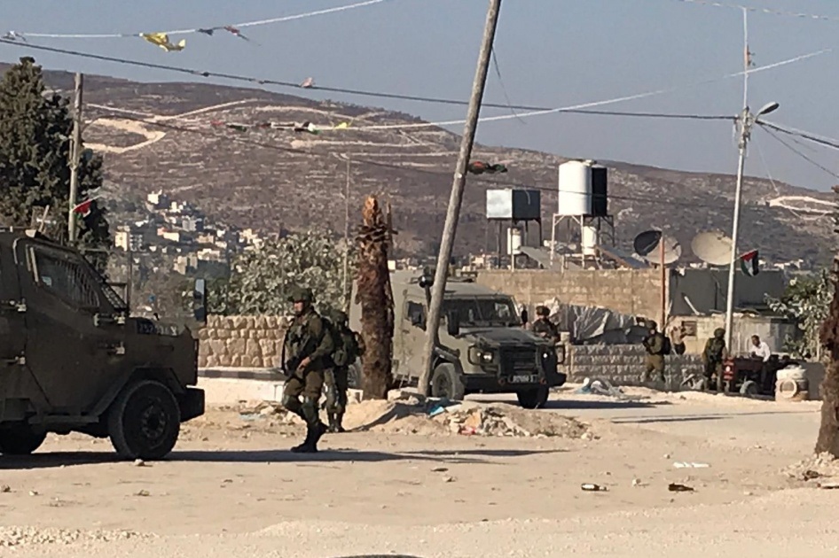 قوات الاحتلال تطلق الرصاص صوب منازل المواطنين في سبسطية