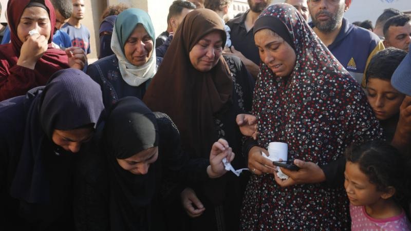 8 شهداء في قصف للاحتلال على مدينة غزة ومخيم النصيرات
