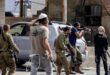 مستوطنون يهاجمون منزلا ويدمرون محتوياته شمال غرب مدينة أريحا
