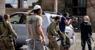 مستوطنون يهاجمون منزلا ويدمرون محتوياته شمال غرب مدينة أريحا
