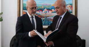 وزير الثقافة عماد حمدان يبحث مع السفير البرازيلي جواو مارسيلو سواريس التواصل الثقافي بين فلسطين والبرازيل