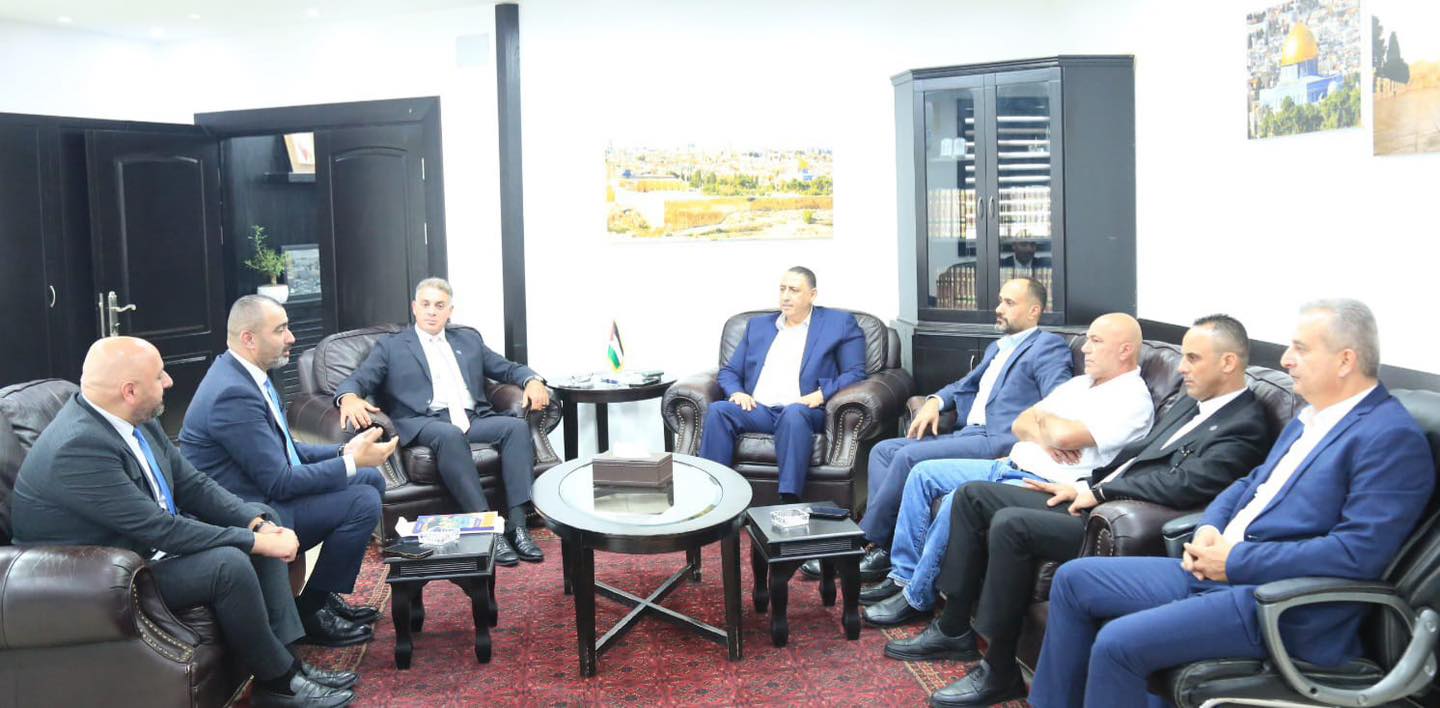مدير عام جهاز الأمن الوقائي اللواء إياد الأقرع يستقبل محافظ سلطة النقد الفلسطينية والوفد المرافق