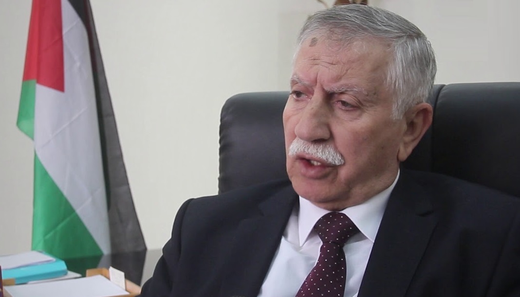 احمد سعيد بيوض التميمي : ستبقى ارض الخليل اسلامية فلسطينية ولا يستطيع الاحتلال ان يخضع وطننا وشعبنا لنزواته ومؤامراته