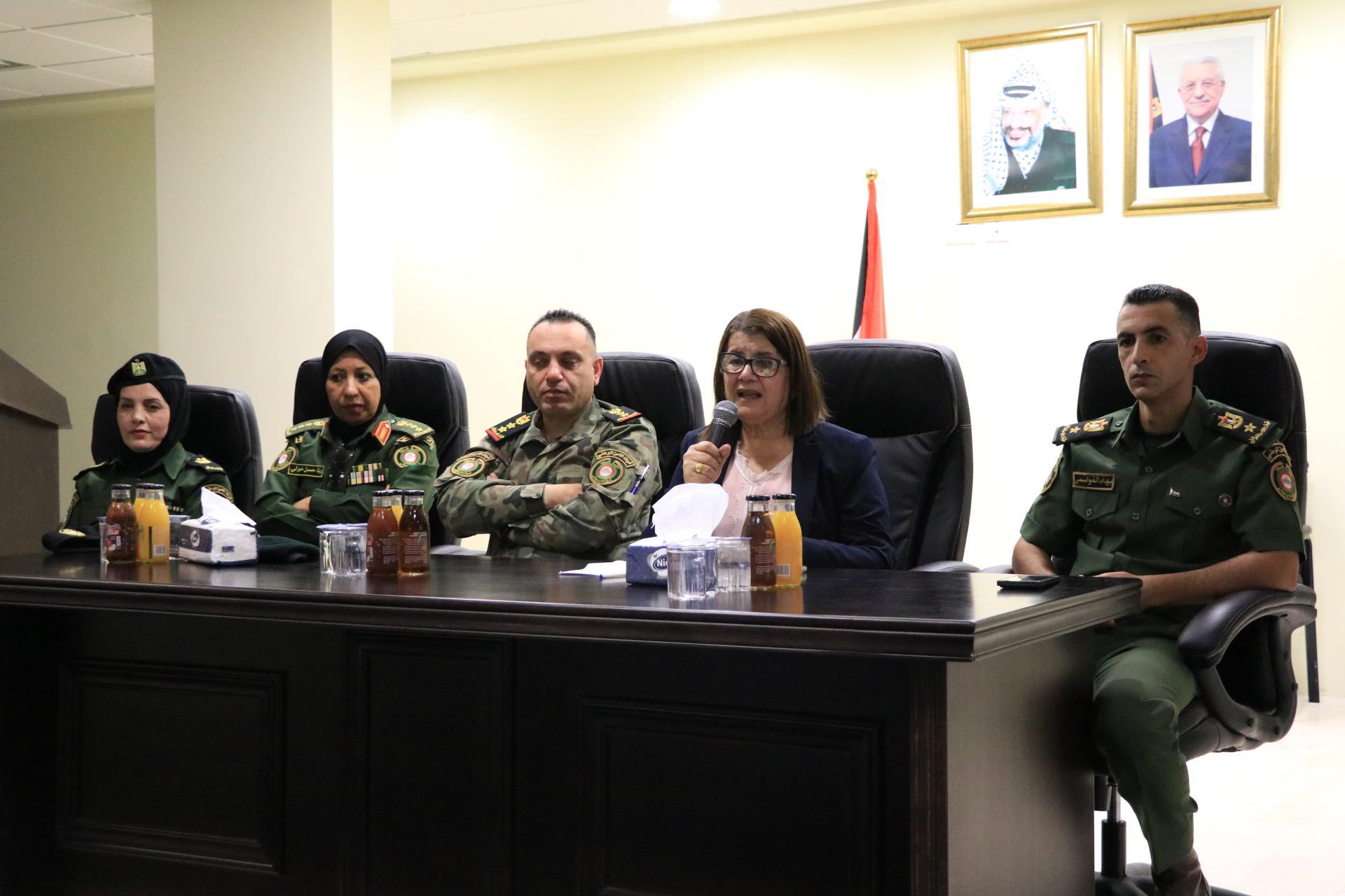 قوات الأمن الوطني تنظم محاضرة حول "دور المرأة النضالي الفلسطيني" في محافظة بيت لحم