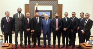 الرئيس محمود عباس يستقبل مجلس نقابة المحامين الفلسطينيين