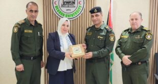 الأمن الوطني يزور جامعة الخليل لبحث سبل التعاون المشترك