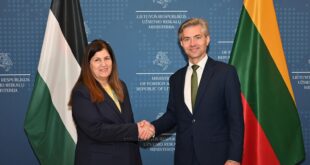 وزيرة الخارجية تلتقي نظيرها الليتواني في فيلنيوس وتؤكد ضرورة وقف إطلاق النار ودعم حل الدولتين